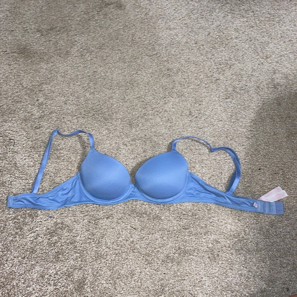 PINK 32A Blue Bra